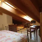 Lucy Bed & Breakfast