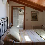 Lucy Bed & Breakfast