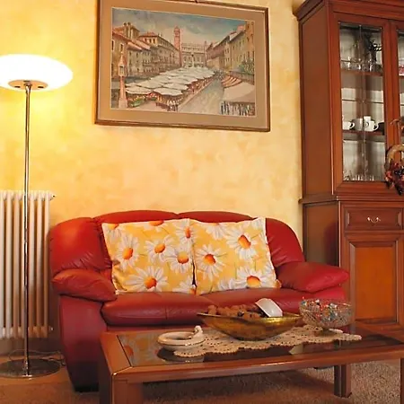 Lucy Bed and Breakfast 3*