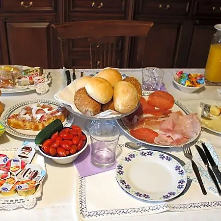 Bed and Breakfast Lucy 3*
