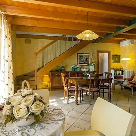 Bed and Breakfast Lucy Μπαρντολίνο