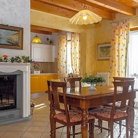 Bed and Breakfast Lucy 3*