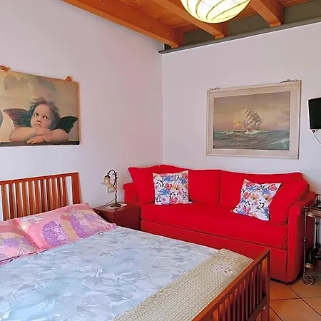 Bed & Breakfast Lucy