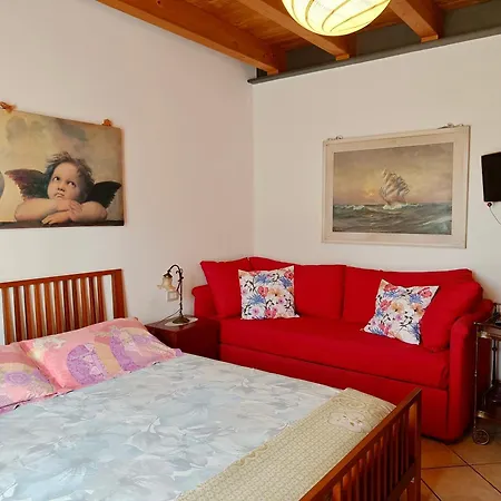Bed & Breakfast Lucy